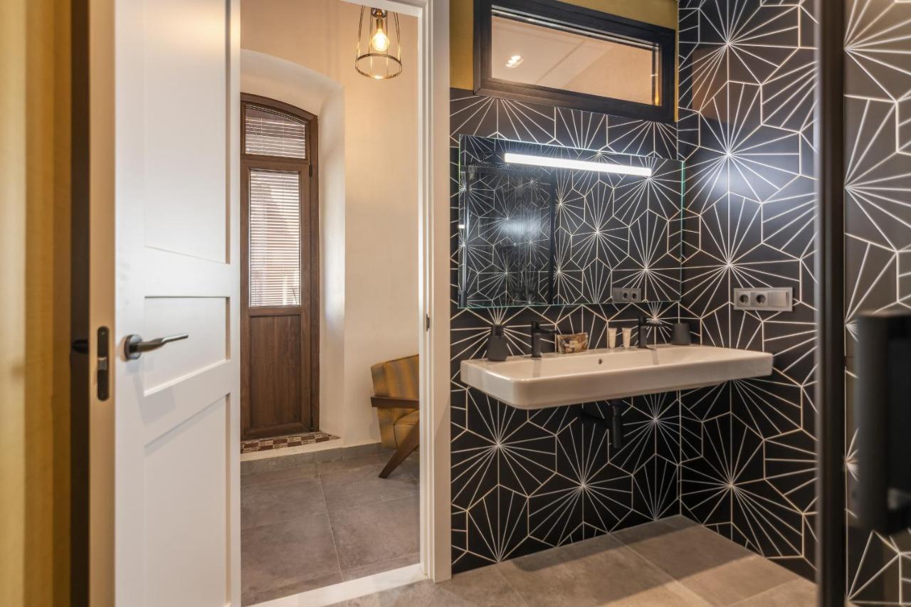 Trajano Premium Estudios By H Ayamonte Exterior foto